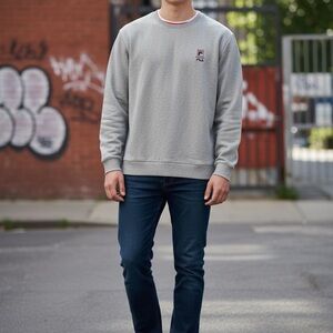 .	FILA Crewneck Sweatshirt Mens Large Gray Logo Pullover 95% Cotton 5% Spandex